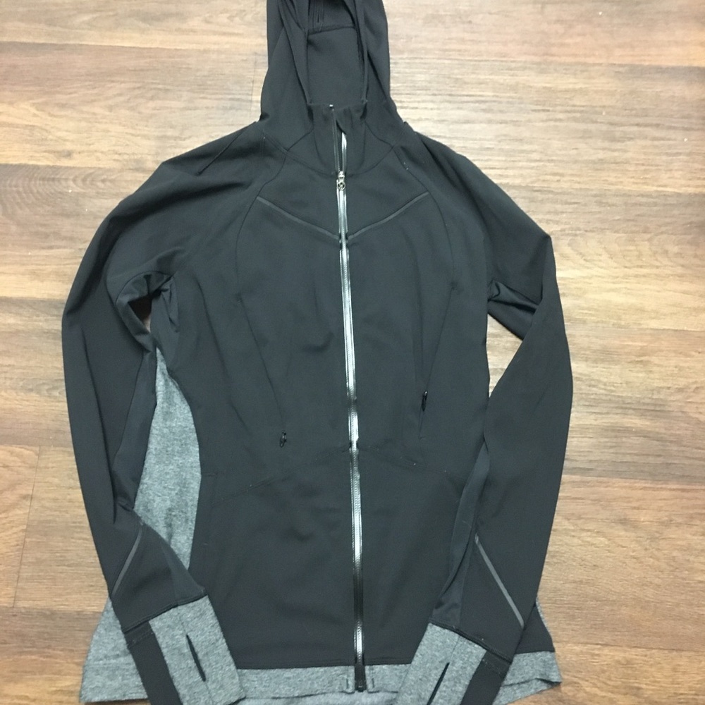 Sz 6 lululemon pants and jacket worn once